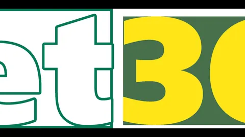 2025年C罗百场盛宴，42球领跑全球，再创里程碑双响炮