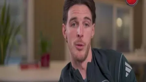 张本智和19岁独得两分，马龙逆风翻盘破日乒辉煌